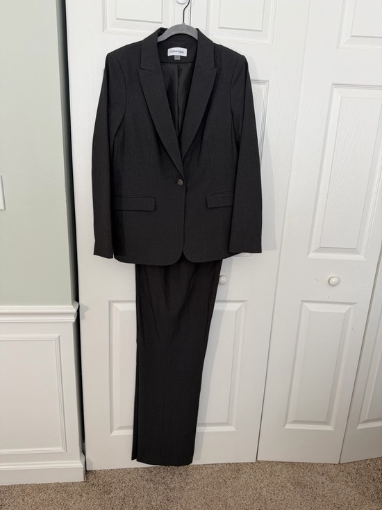 Calvin Klein Jackets & Blazers - Calvin Klein charcoal Women's Single-Button Blazer with Matching Pants